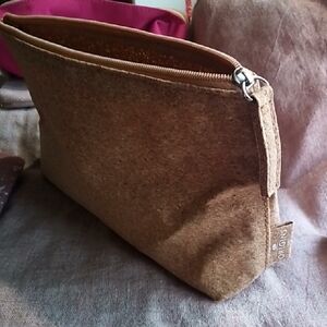 Origins Brown Felt Travel Pouch with Pink Interior